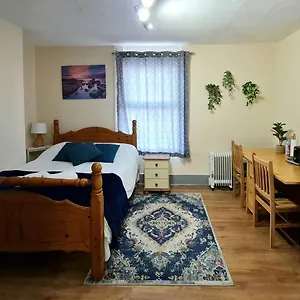 Apartment Lovely Private Near Central, London