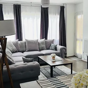 Apartment East -studio, London